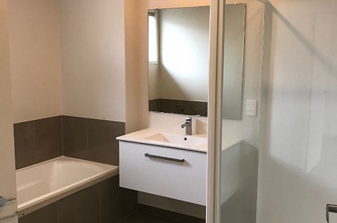 28 Flyer View Lane